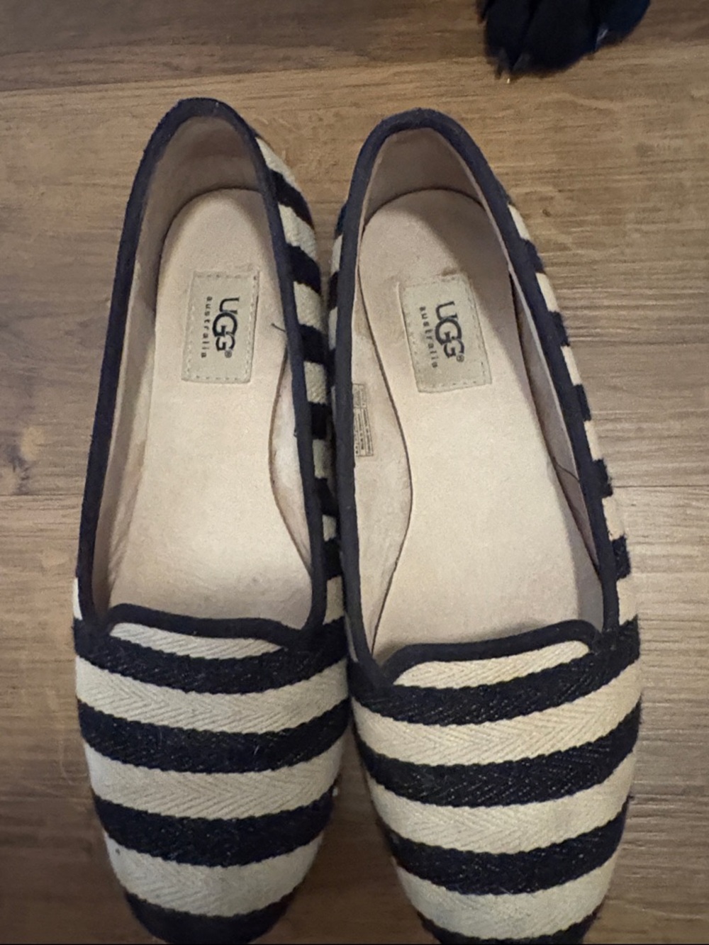 UGG Women's Black and Cream Striped Slip-On Flats